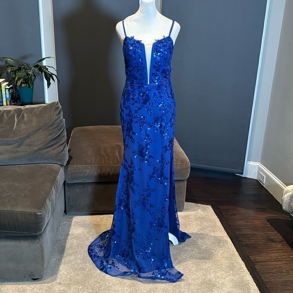 Women’s Blue Sparkly Mermaid Fit Prom Party Dress Crisscross Straps Size 4 *Read